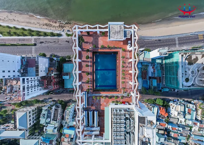 Huong Viet Hotel Quy Nhon - Beachfront